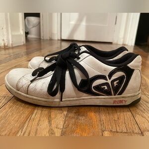 Vintage White Roxy Sneakerss